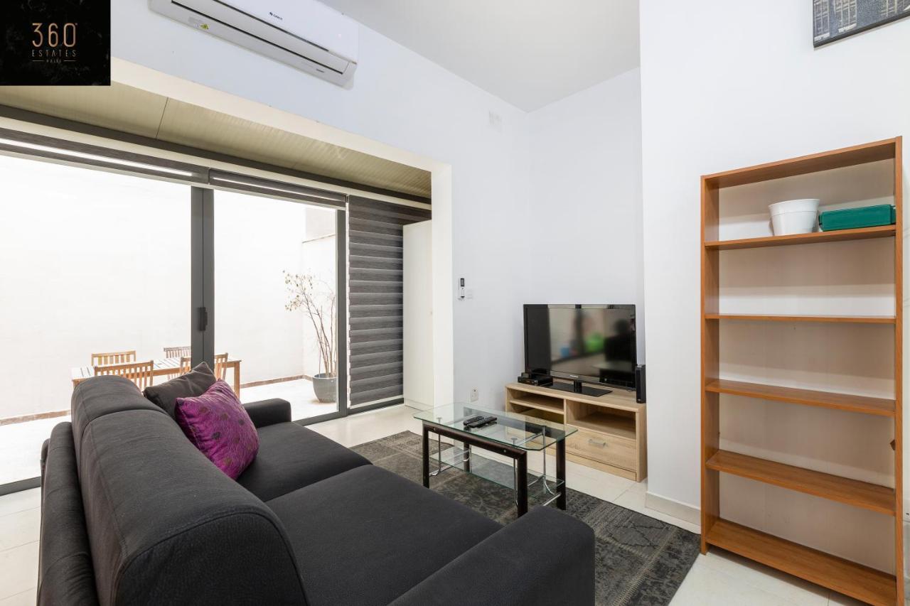 Centre Paceville Apt With Terrace, Bbq & Wifi By 360 Estates Saint Julian's ภายนอก รูปภาพ